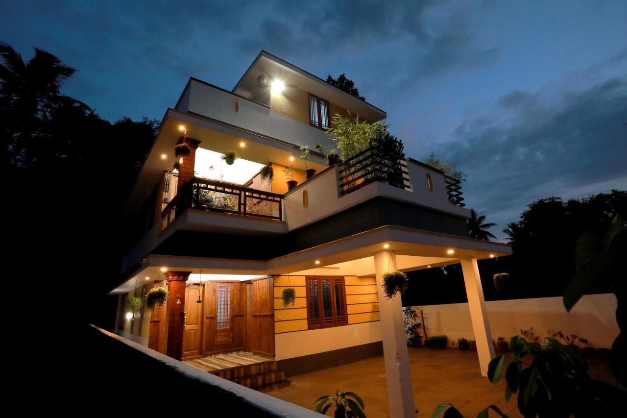 Oyster Marris Homestays Thiruvananthapuram ภายนอก รูปภาพ