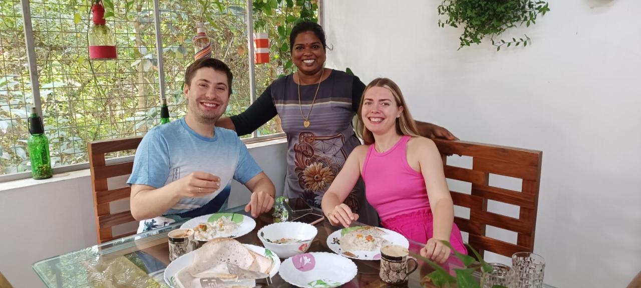Oyster Marris Homestays Thiruvananthapuram ภายนอก รูปภาพ